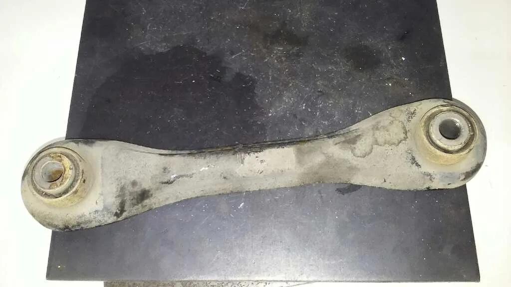 Tirante Trasero Derecho para Ford Focus Berlina (Cap)