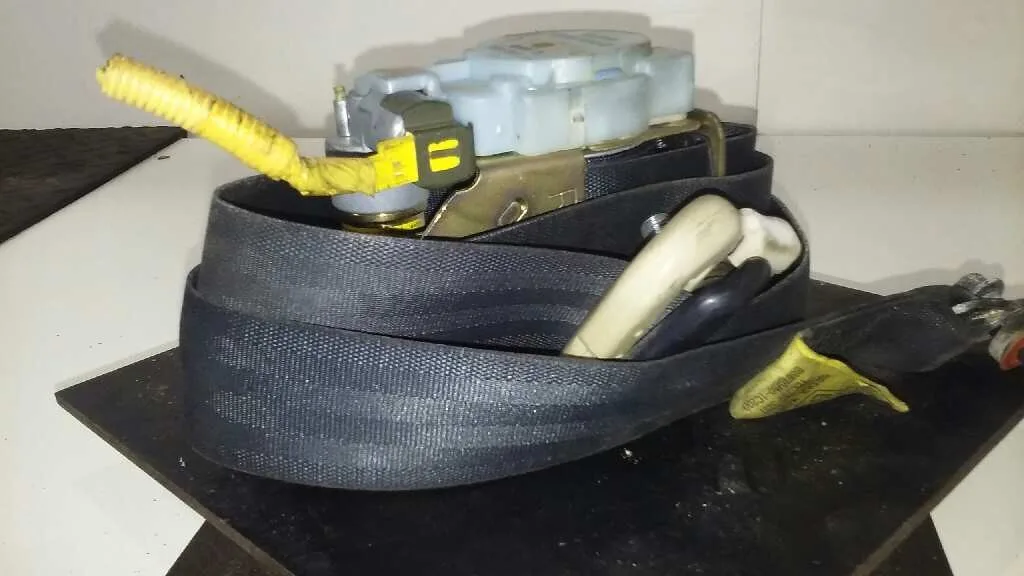 Pretensor Airbag Derecho para Hyundai Getz (Tb)