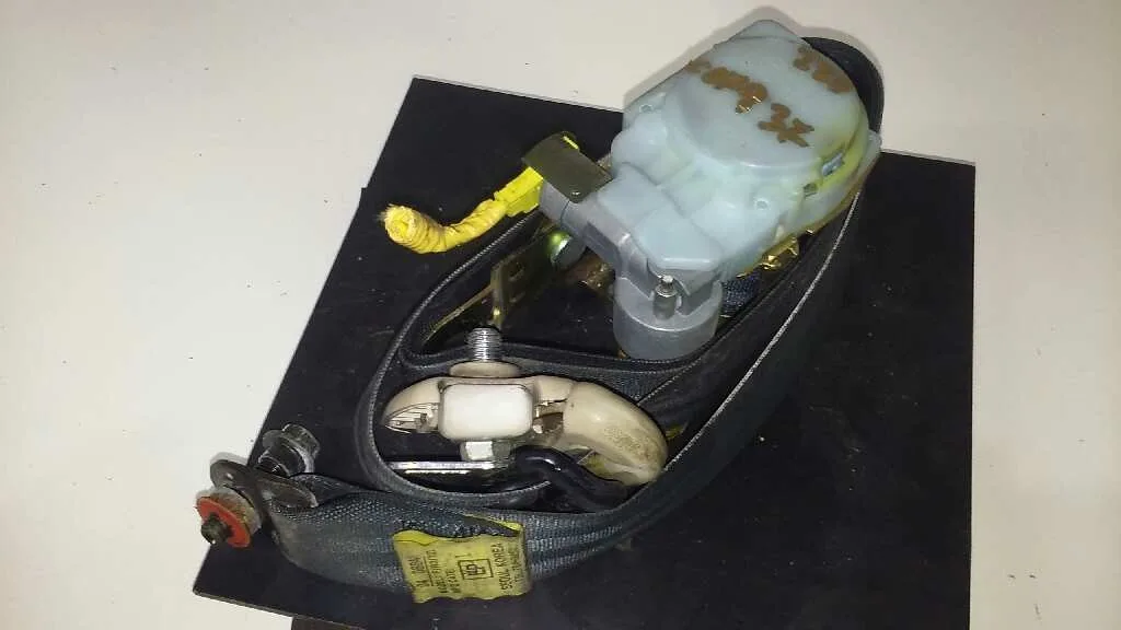 Pretensor Airbag Izquierdo para Hyundai Getz (Tb)