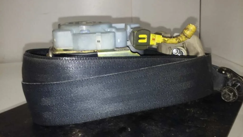 Pretensor Airbag Izquierdo para Hyundai Getz (Tb)