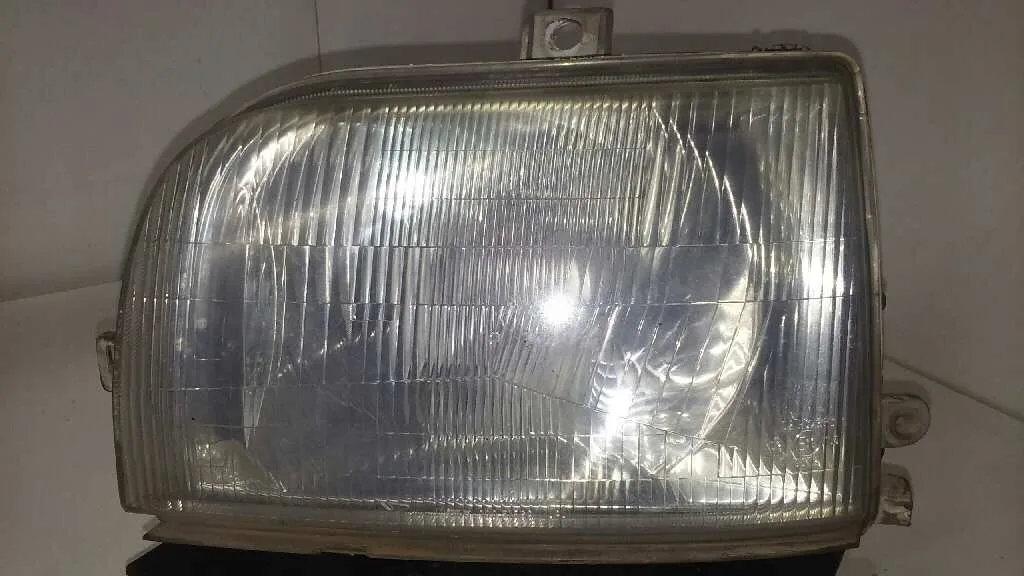 Faro Izquierdo para Daihatsu Move