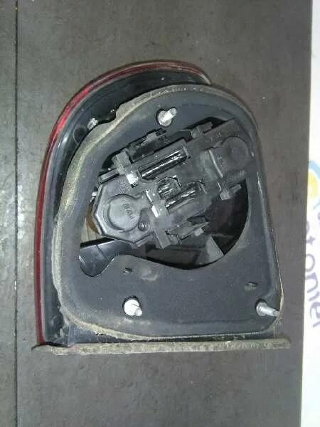 Piloto Trasero Izquierdo para Seat Toledo (1M2)