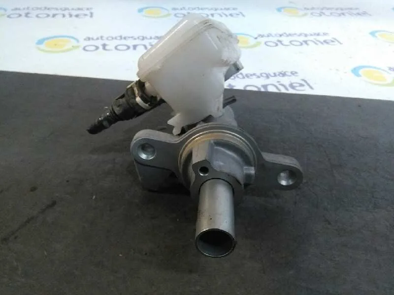 Bomba Freno para Ford Fiesta (Ccn)