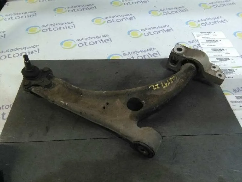 Brazo Suspension Inferior Delantero Izquierdo para Volkswagen Passat Cc (357)