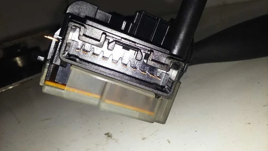 Mando Limpia para Toyota Yaris (Ncp1/Nlp1/Scp1)