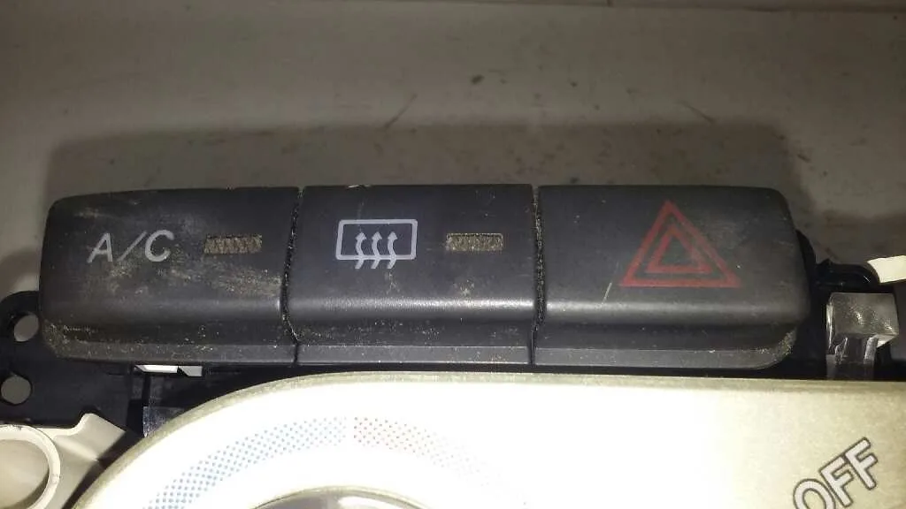 Mando Climatizador para Toyota Yaris (Ncp1/Nlp1/Scp1)