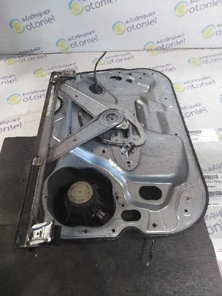 Elevalunas Delantero Derecho para Ford Focus Sportbreak (Cap)
