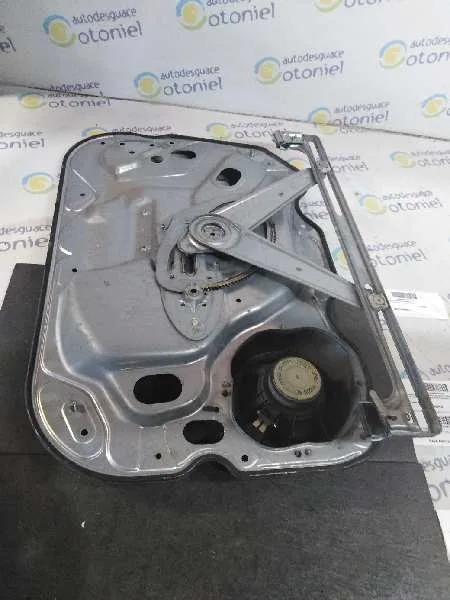 Elevalunas Delantero Izquierdo para Ford Focus Sportbreak (Cap)