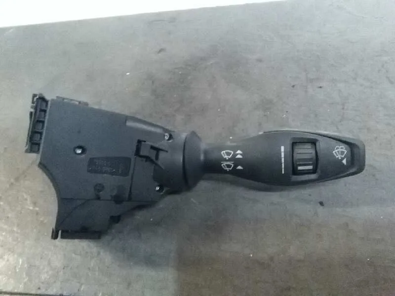 Mando Limpia para Ford Fiesta (Cb1)