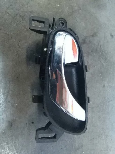 Maneta Interior Trasera Izquierda para Nissan Qashqai (J11)