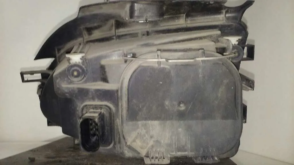 Faro Derecho para Seat Arosa (6H1)
