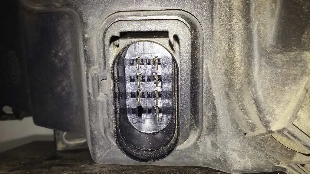 Faro Derecho para Seat Arosa (6H1)