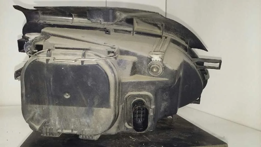 Faro Izquierdo para Seat Arosa (6H1)