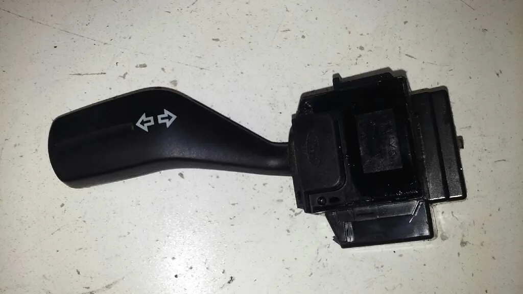Mando Luces para Ford Focus Berlina (Cap)
