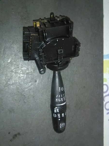 Mando Limpia para Toyota Corolla (E12)