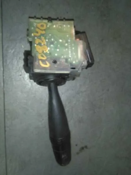 Mando Limpia para Toyota Corolla (E12)