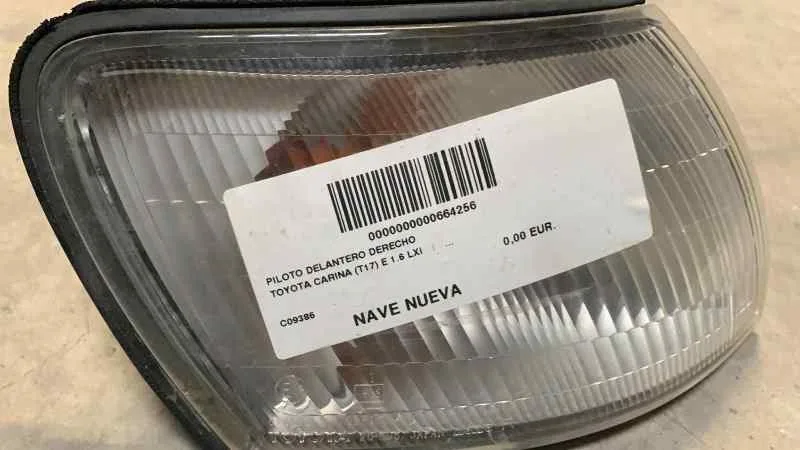 Piloto Delantero Derecho para Toyota Carina (T17)