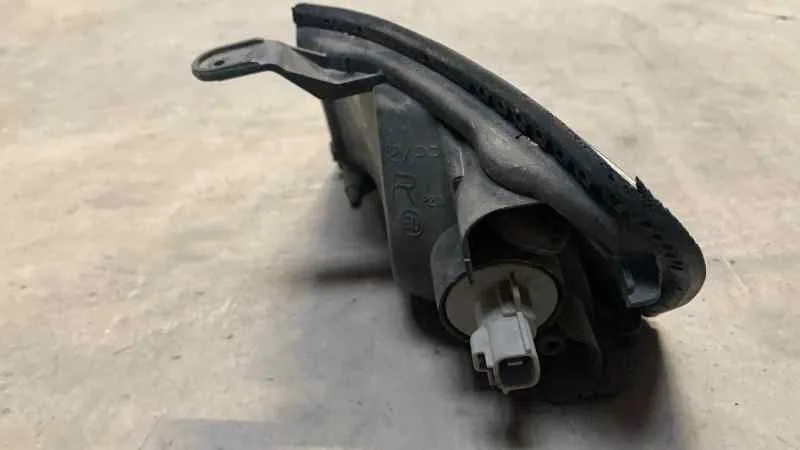 Piloto Delantero Derecho para Toyota Carina (T17)