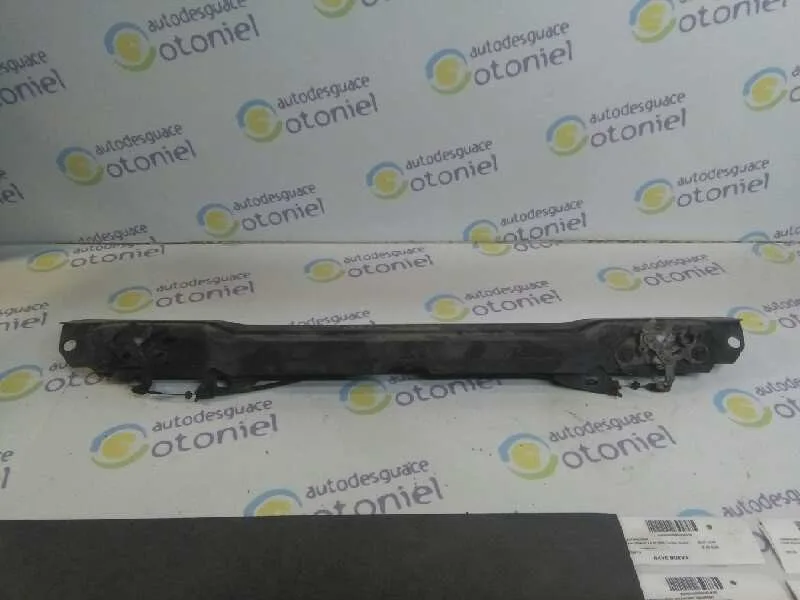 Travesano Superior para Peugeot 406 Berlina (S1/S2)