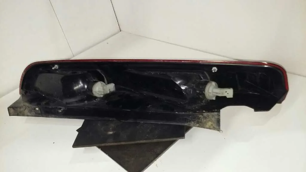 Piloto Trasero Derecho para Ford Focus Berlina (Cap)