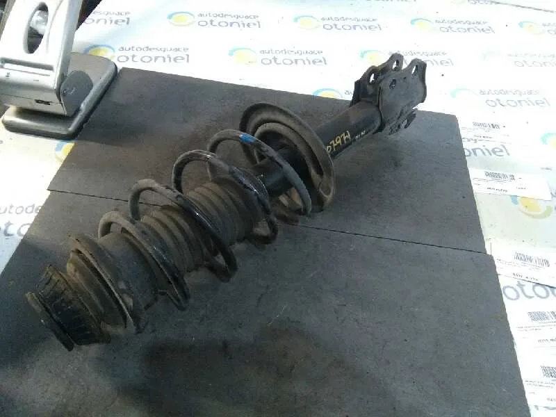 Amortiguador Delantero Derecho para Toyota Yaris
