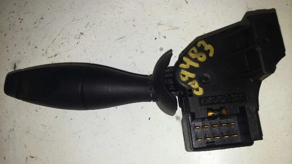 Mando Limpia para Ford Focus Berlina (Cak)