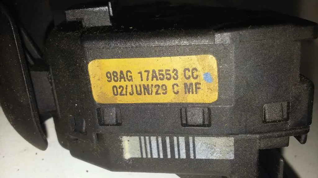 Mando Limpia para Ford Focus Berlina (Cak)