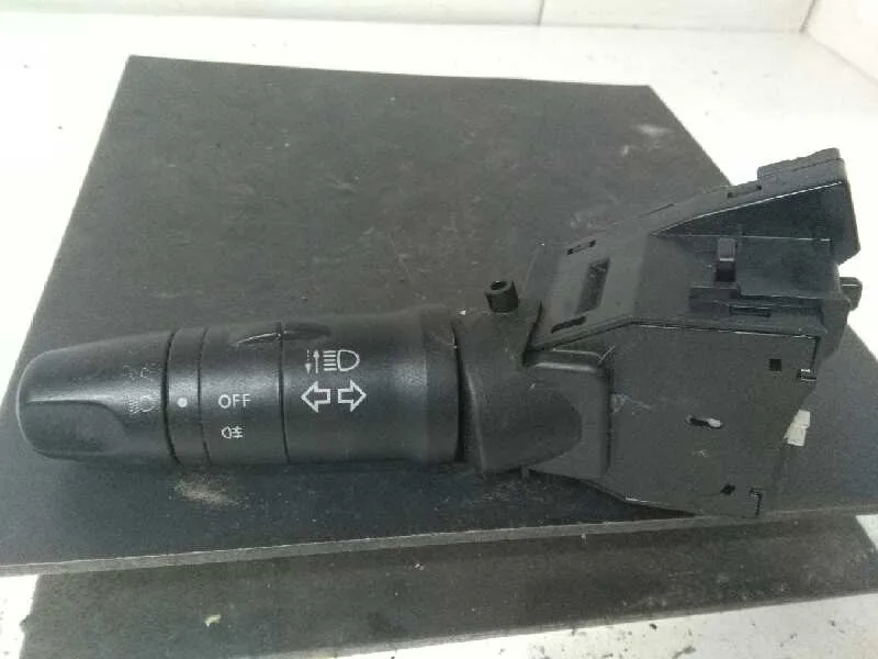 Mando Luces para Nissan Primera Berlina (P12)