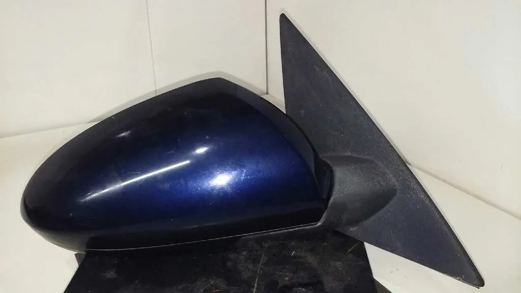 Retrovisor Derecho para Nissan Primera Berlina (P12)