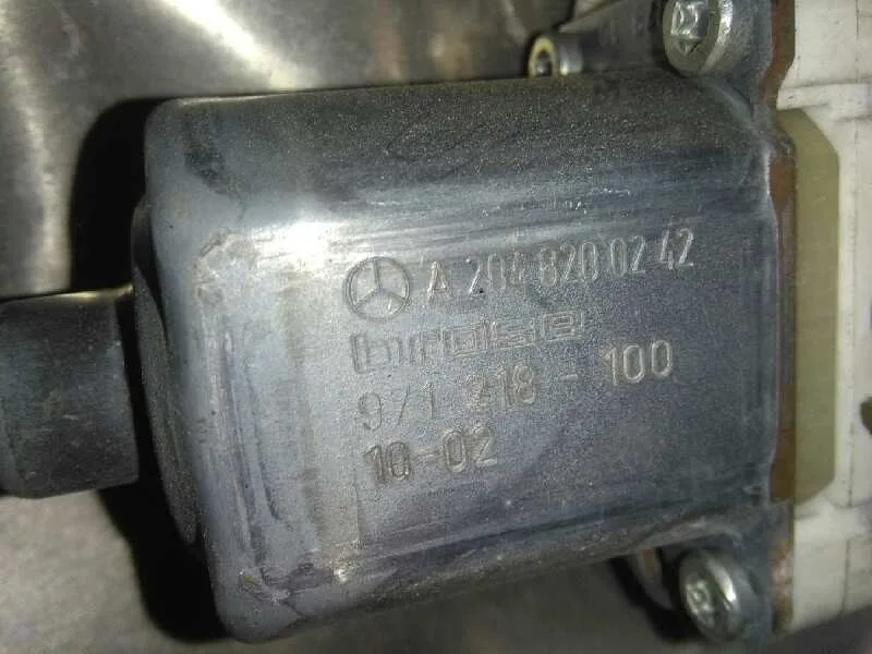 Elevalunas Delantero Derecho para Mercedes-Benz Clase C (W204) Berlina