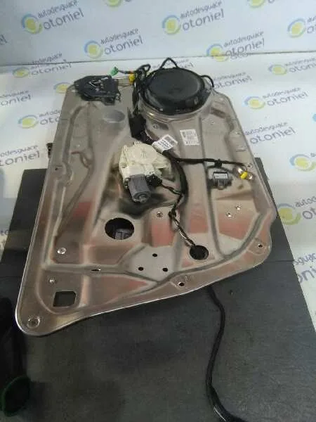 Elevalunas Delantero Izquierdo para Mercedes-Benz Clase C (W204) Berlina