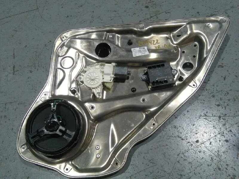 Elevalunas Trasero Derecho para Mercedes-Benz Clase C (W204) Berlina