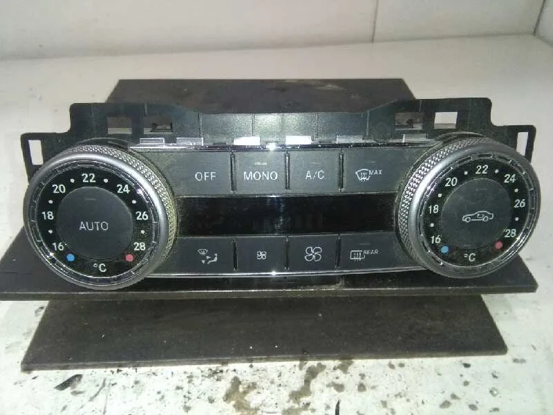 Mando Climatizador para Mercedes-Benz Clase C (W204) Berlina