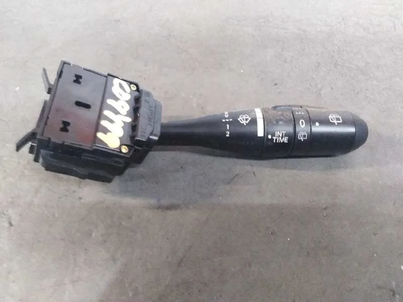 Mando Limpia para Mitsubishi Colt Berlina 5 (Z30A)