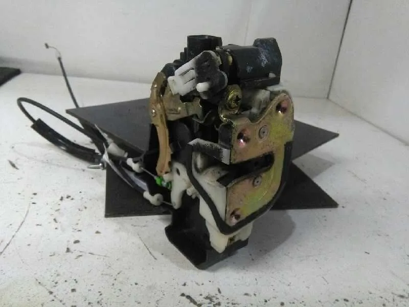 Cerradura Puerta Trasera Izquierda para Mitsubishi Colt Berlina 5 (Z30A)