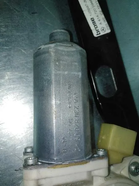 Elevalunas Delantero Derecho para Mercedes-Benz Vaneo (W414) Furgoneta Compacta