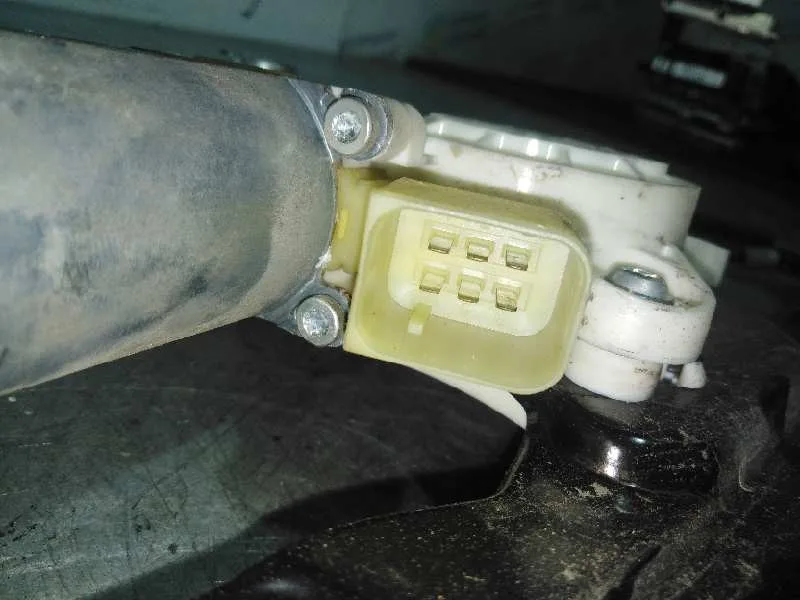 Elevalunas Delantero Izquierdo para Mercedes-Benz Vaneo (W414) Furgoneta Compacta