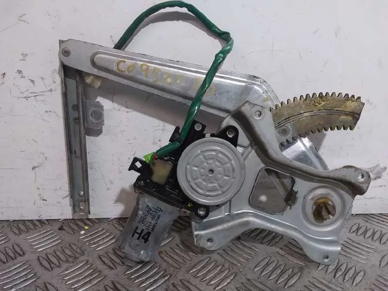 Elevalunas Trasero Derecho para Mitsubishi Montero Pinin (H60/H70)