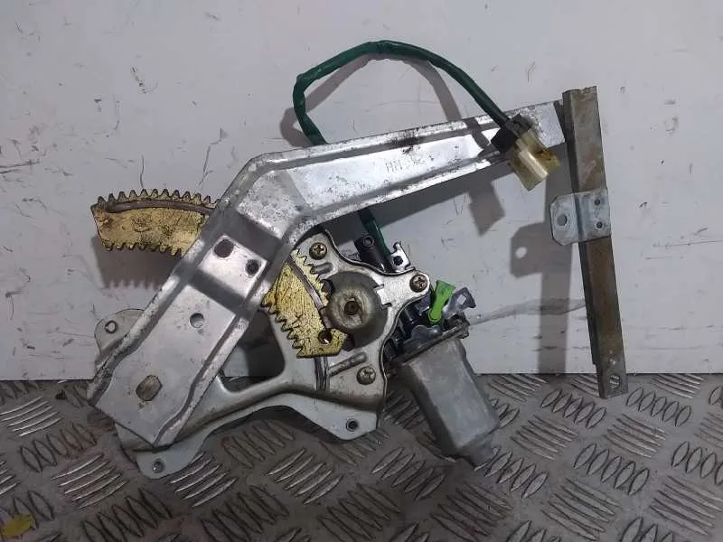 Elevalunas Trasero Derecho para Mitsubishi Montero Pinin (H60/H70)