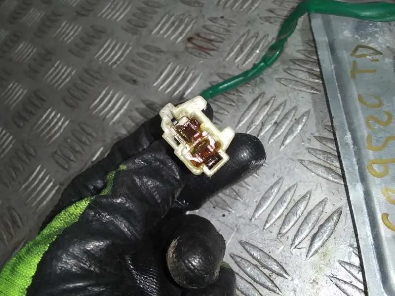 Elevalunas Trasero Derecho para Mitsubishi Montero Pinin (H60/H70)