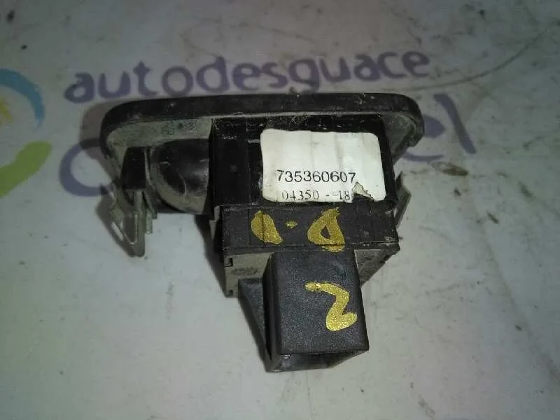 Mando Elevalunas Trasero Izquierdo para Toyota Auris