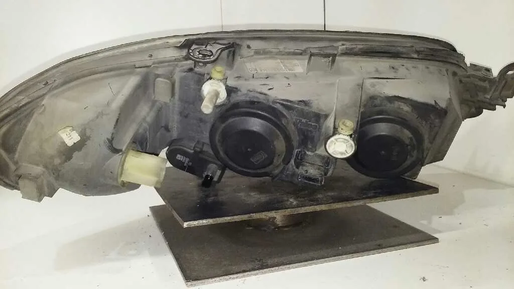 Faro Izquierdo para Opel Vectra B Berlina