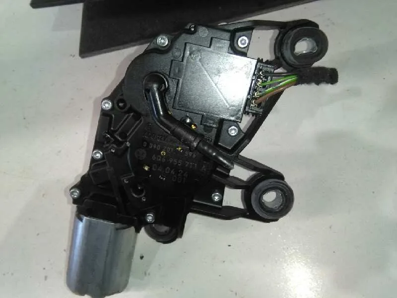 Motor Limpia Trasero para Volkswagen Polo (9N1)