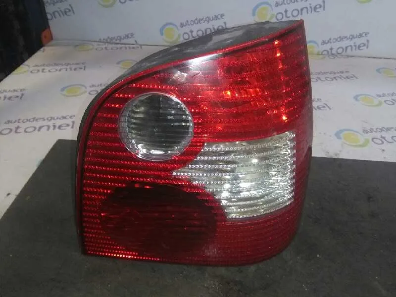 Piloto Trasero Derecho para Volkswagen Polo (9N1)
