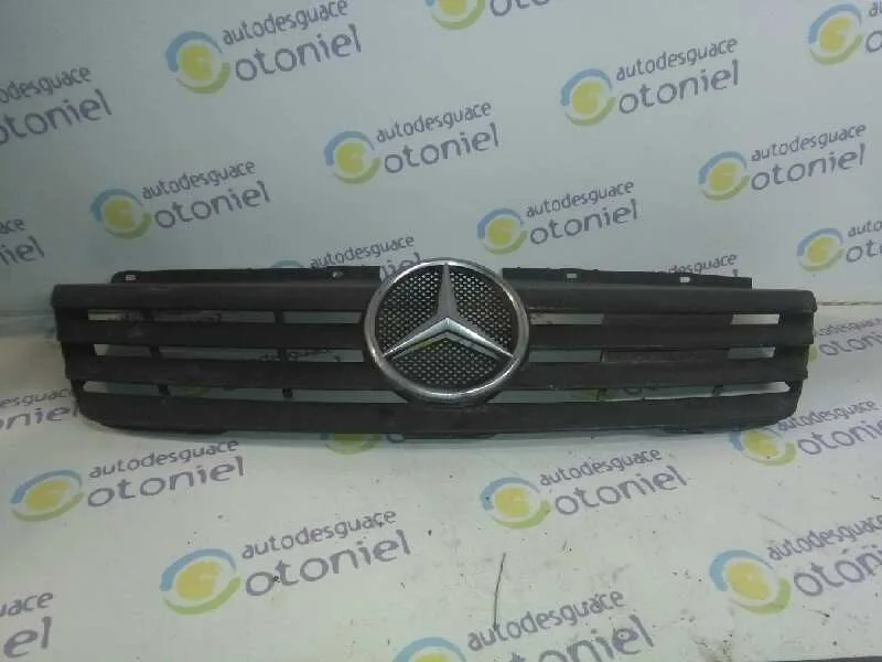 Rejilla Delantera para Mercedes-Benz Vaneo (W414) Furgoneta Compacta