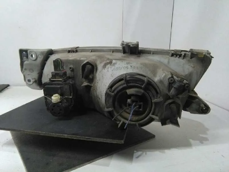 Faro Derecho para Kia Sephia