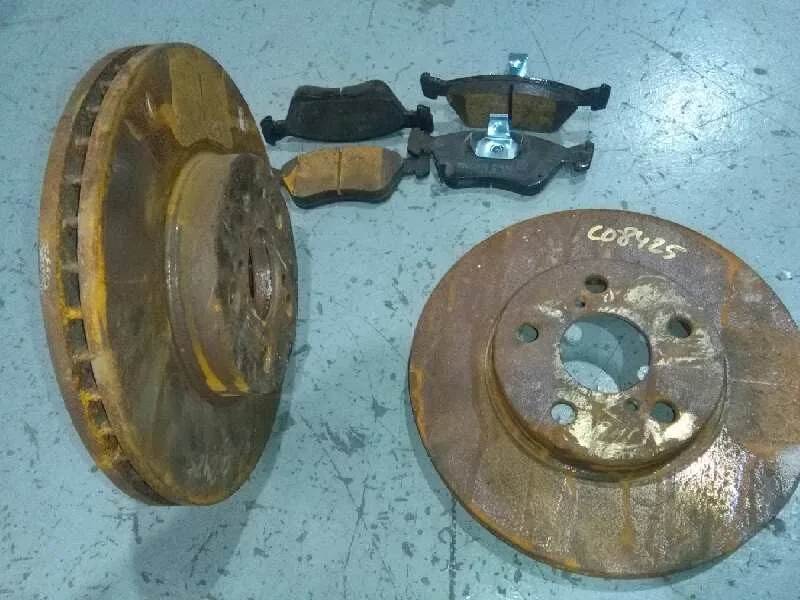 Disco Freno Delantero para Toyota Avensis Berlina (T 22)