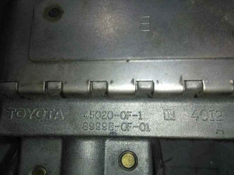 Columna Direccion para Toyota Corolla Verso (R1)