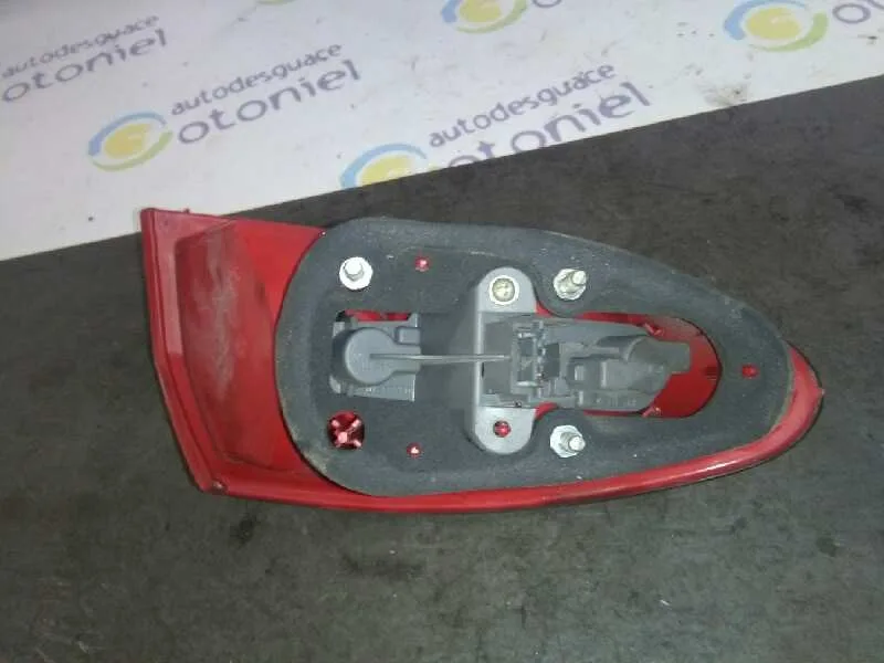 Piloto Trasero Derecho para Alfa Romeo 147 (190)