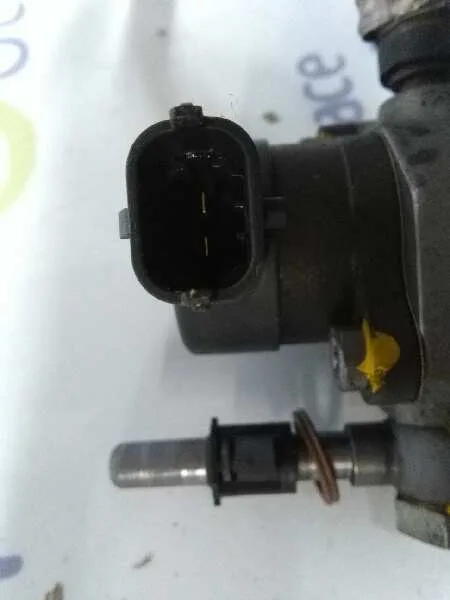 Rampa Inyectora para » Otros... 3008 Iii Hybrid Motor Hn09